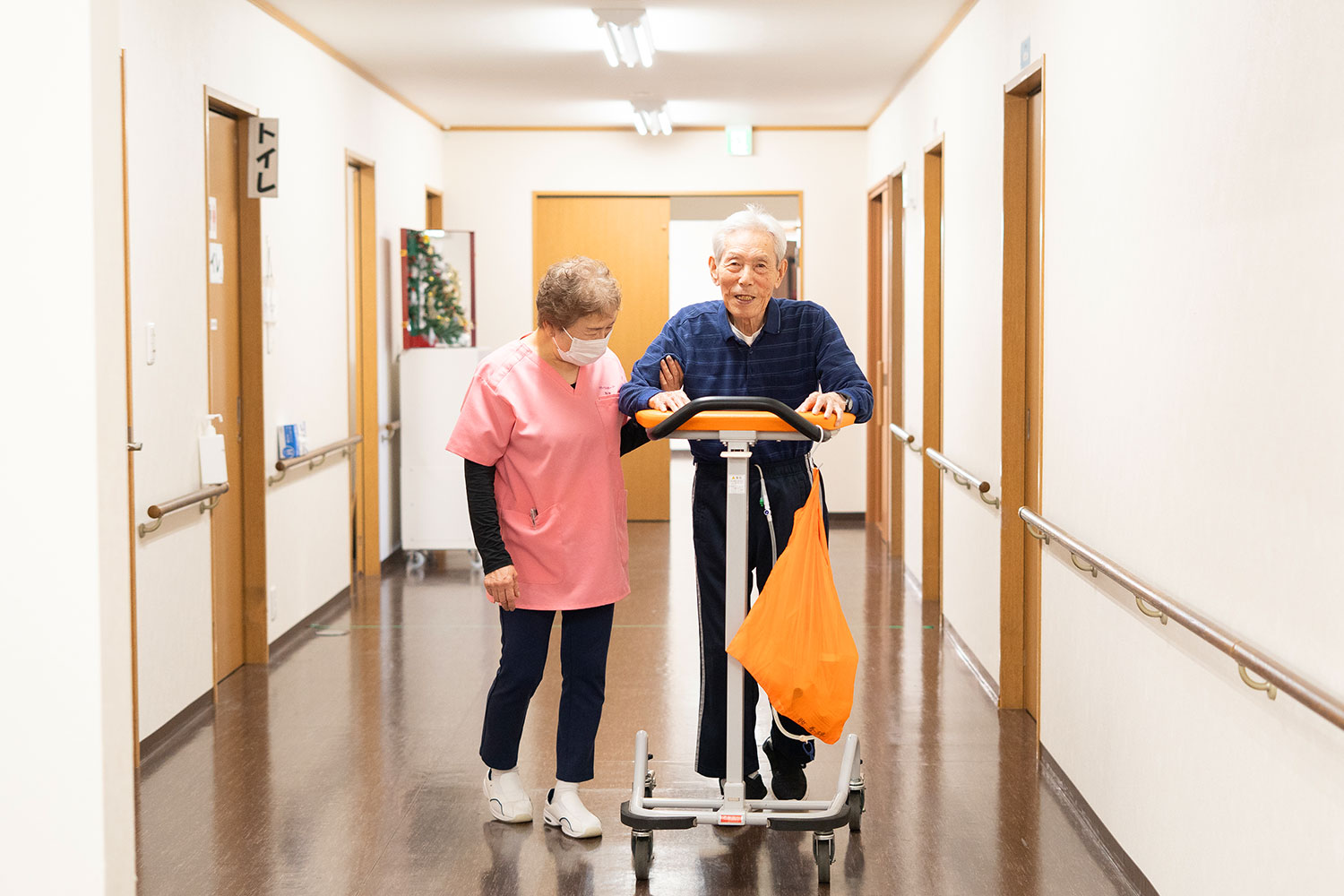 職員が寄り添い、あたたかく日々をサポートします。